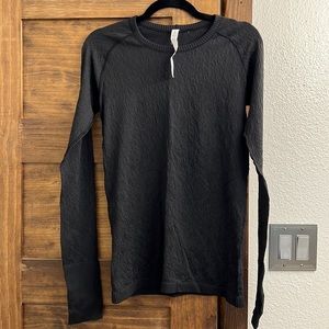 Lululemon Black Long Sleeve Textured Swiftly Tech Shirt
